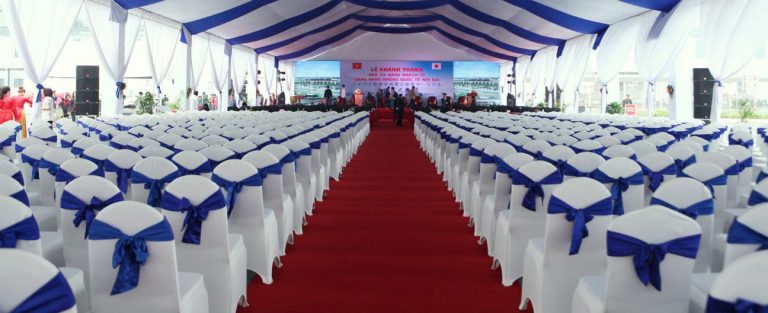 cho thuê bàn ghế quận 8