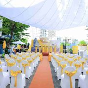 cho thuê bàn ghế quận Hóc Môn