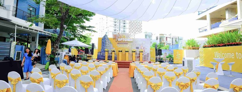 cho thuê bàn ghế quận Hóc Môn